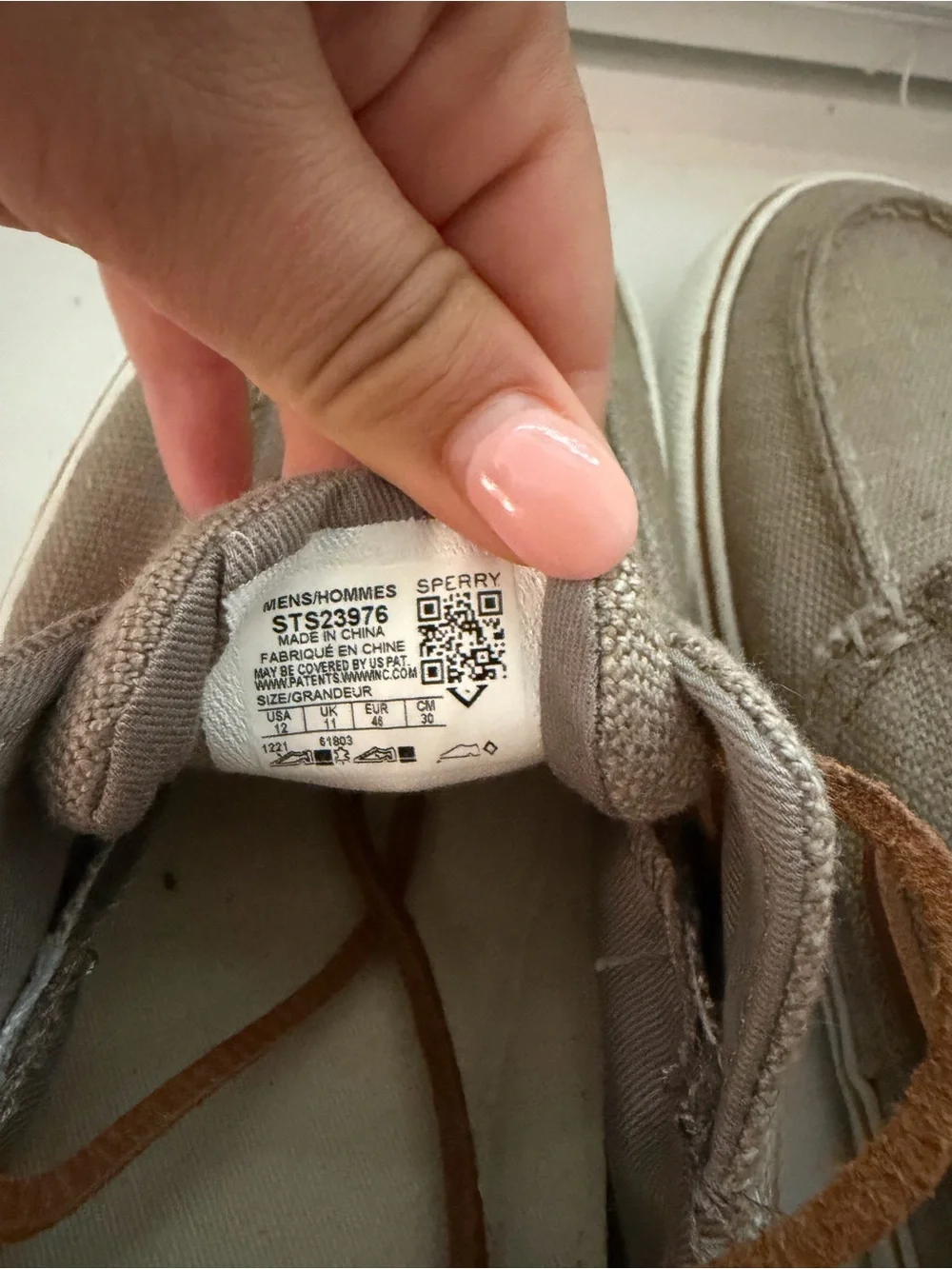 Sperry Top Sider Men’s Beige Canvas Boat Shoes with Brown Laces